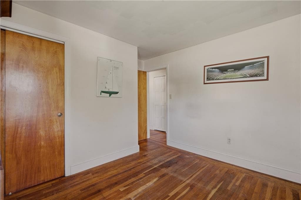 Single Family Residence at 123 Ruggles Avenue, Newport, photo 22 of 31