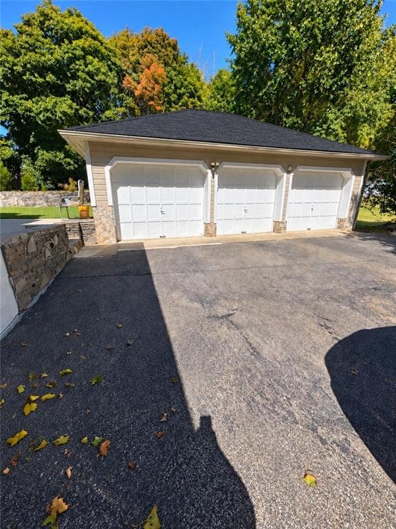Single Family Residence at 97 Clyde Street, West Warwick, photo 2 of 28
