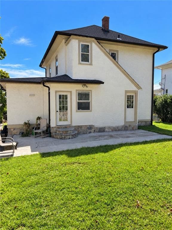 Single Family Residence at 97 Clyde Street, West Warwick, photo 24 of 28
