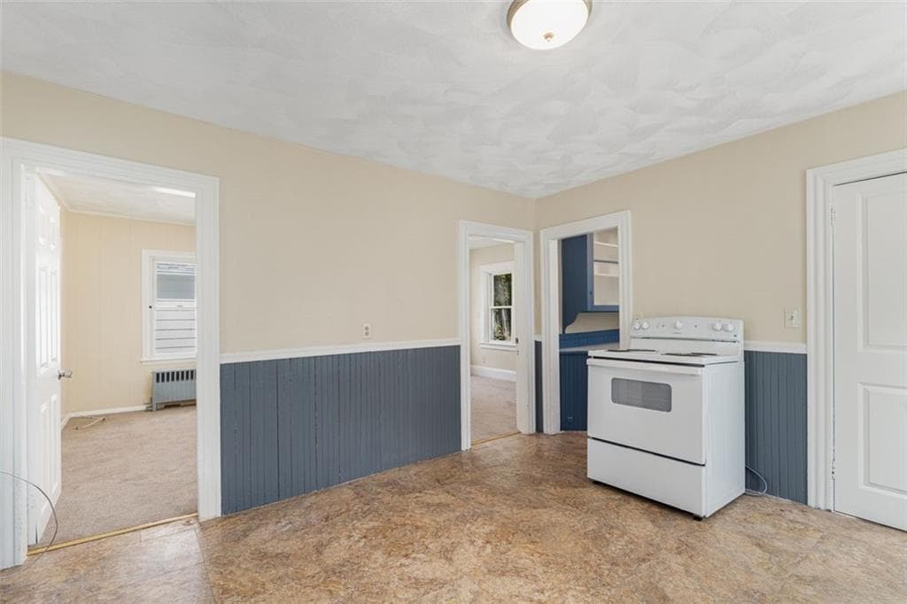 Single Family Residence at 1111 Atwood Avenue, Johnston, photo 7 of 24