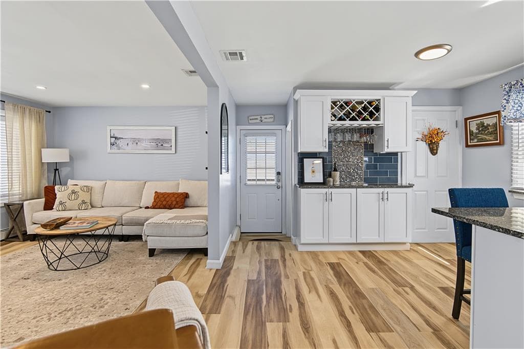 Single Family Residence at 162 East View Avenue, Cranston, photo 8 of 29