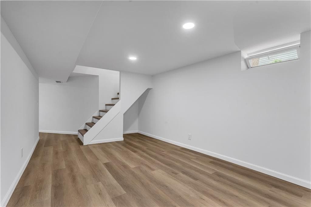 Single Family Residence at 546 Robinson Street, Woonsocket, photo 24 of 34