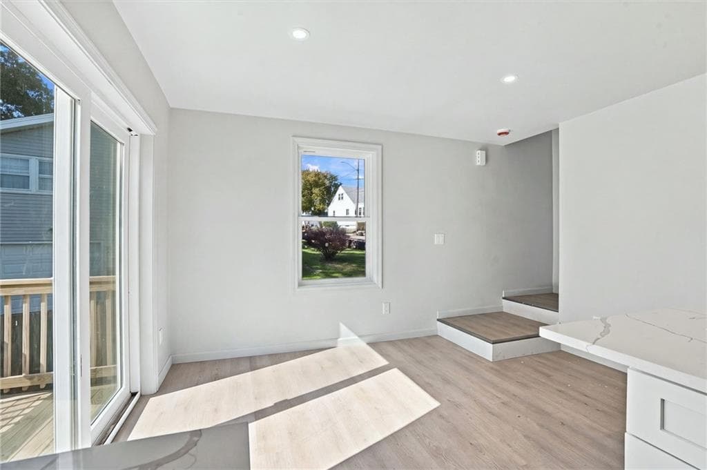 Single Family Residence at 61 Smart Street, Providence, photo 11 of 32