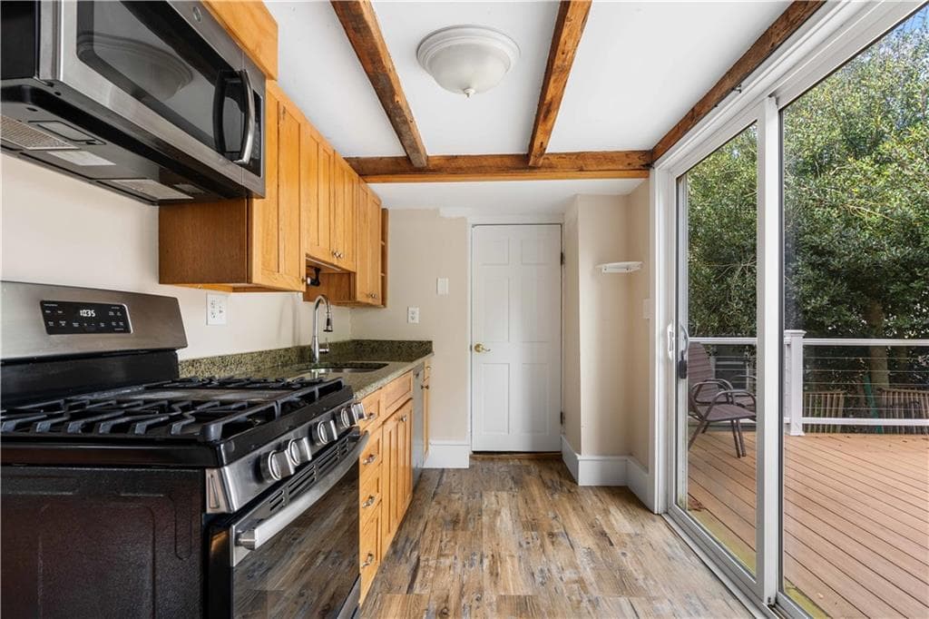 Single Family Residence at 12 Holland Street, Newport, photo 5 of 24