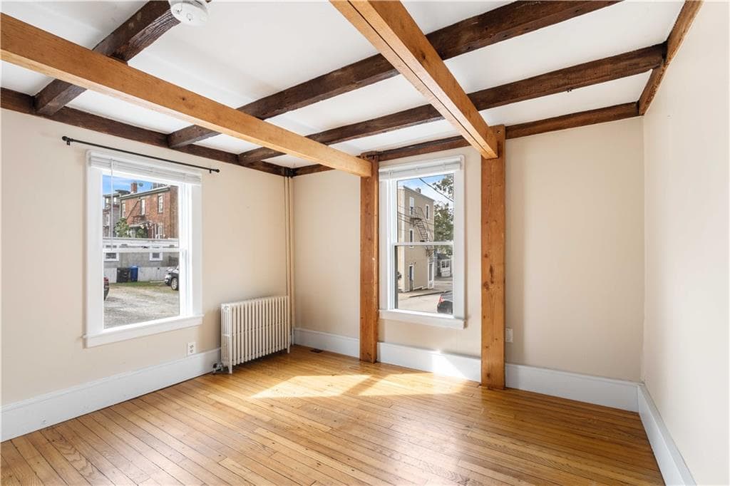 Single Family Residence at 12 Holland Street, Newport, photo 11 of 24
