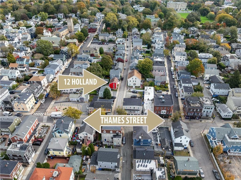 Single Family Residence at 12 Holland Street, Newport, photo 4 of 24