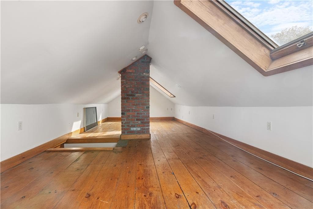 Single Family Residence at 12 Holland Street, Newport, photo 21 of 24