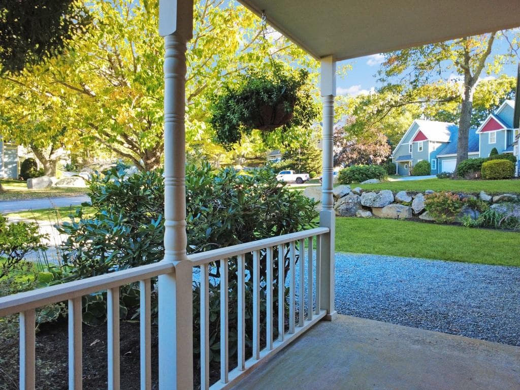 Condominium at 25 Captains Drive, Westerly, photo 7 of 33