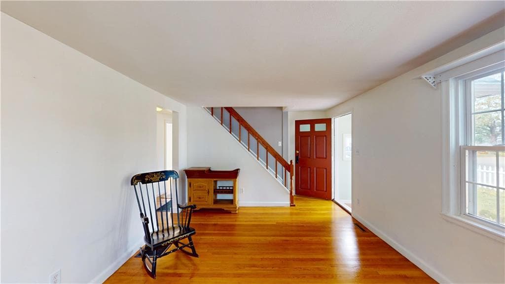 Single Family Residence at 130 Ewing Road, North Kingstown, photo 23 of 50