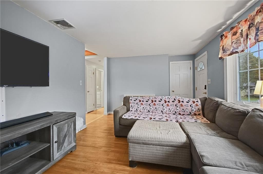Single Family Residence at 12 Valley View Drive, Smithfield, photo 10 of 32