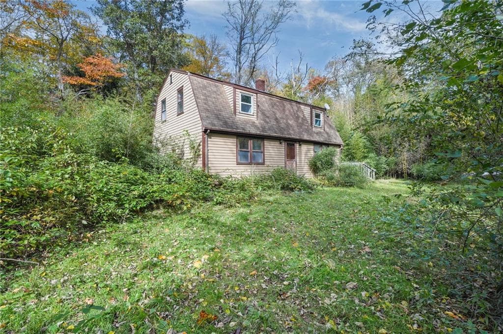 Single Family Residence at 3720 Kingstown Road, South Kingstown, photo 3 of 32