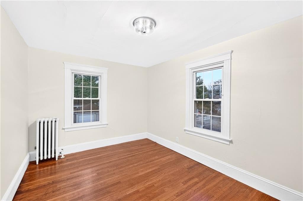 Single Family Residence at 162 Verndale Avenue, Providence, photo 19 of 37