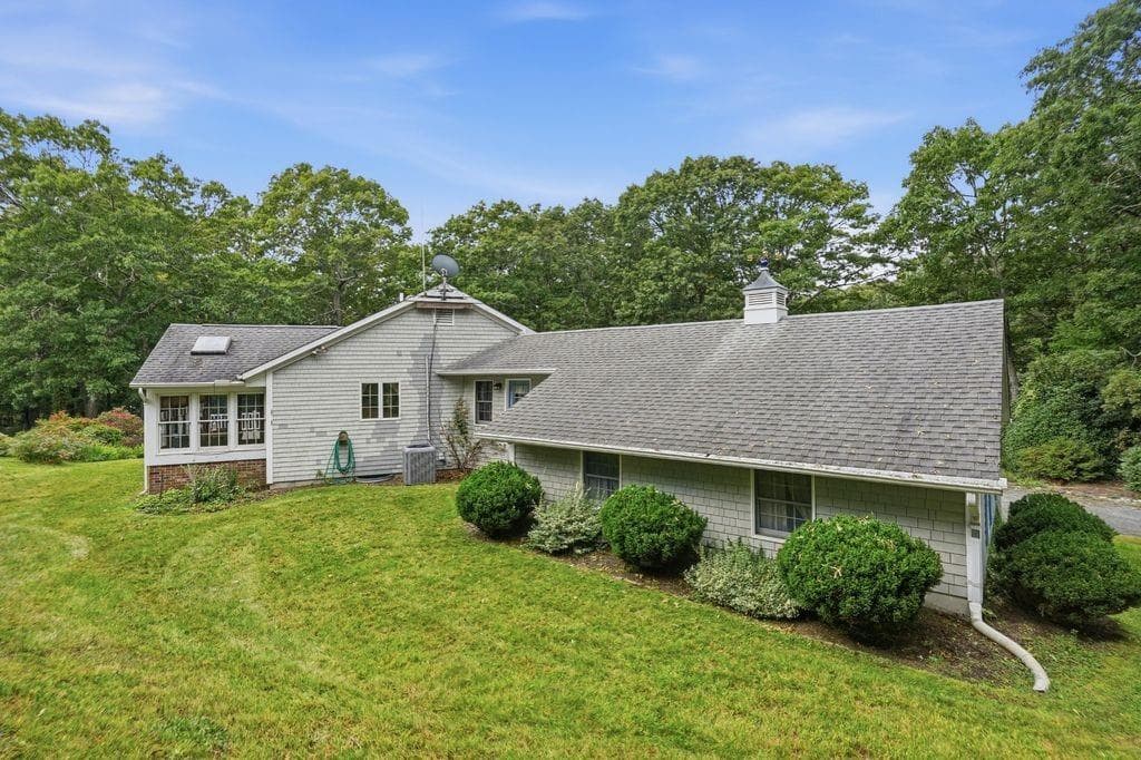 Single Family Residence at 46 Woodcock Trail, Charlestown, photo 6 of 42