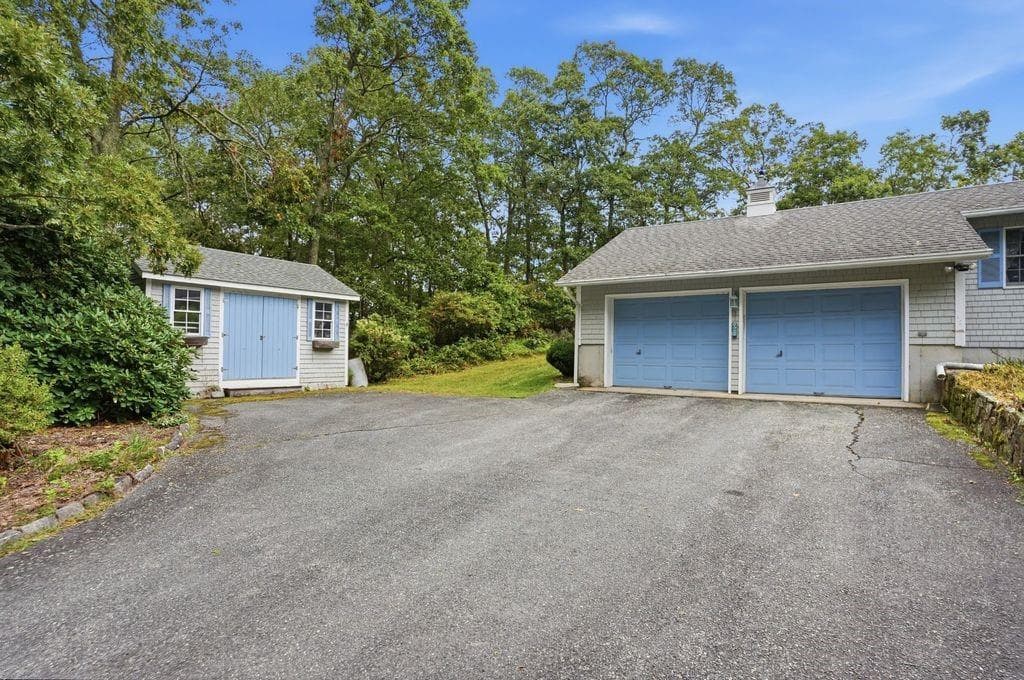 Single Family Residence at 46 Woodcock Trail, Charlestown, photo 4 of 42
