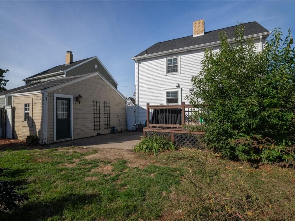 Single Family Residence at 34 Spenstone Avenue, Cranston, photo 4 of 23