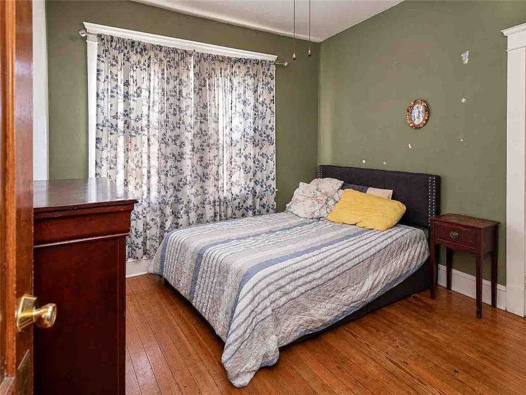 Multi Family at 35 Hymer Street, Providence, photo 5 of 31