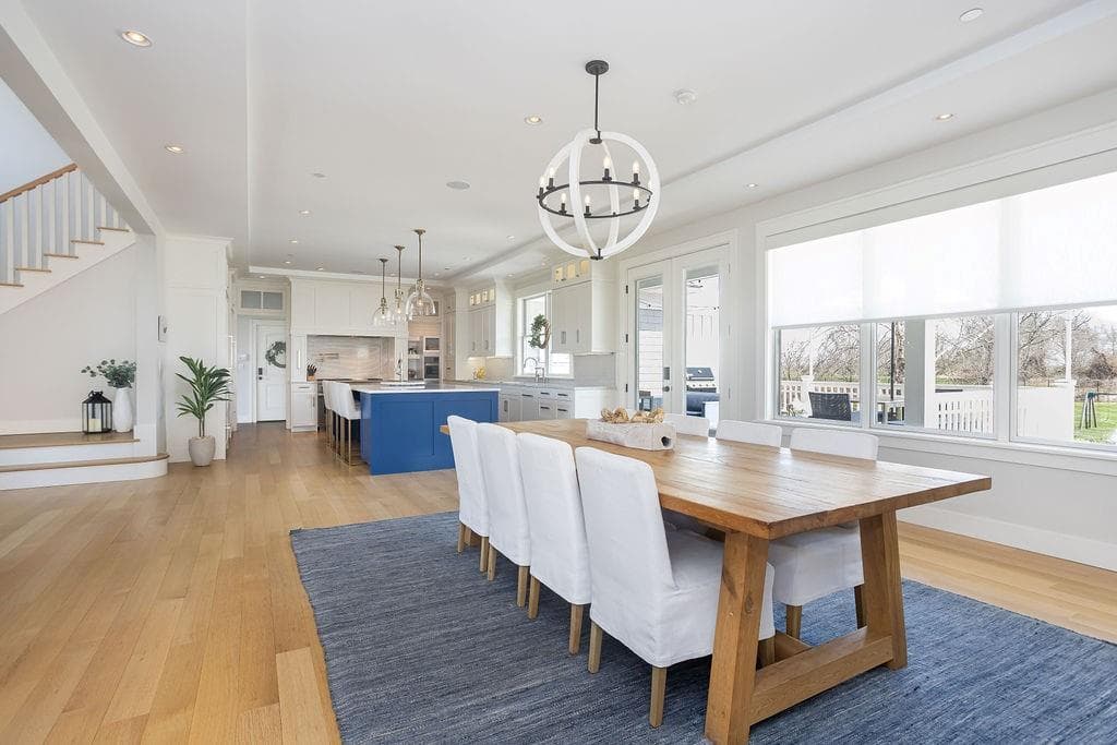 Single Family Residence at 99 Meadowlark Lane, Portsmouth, photo 17 of 49