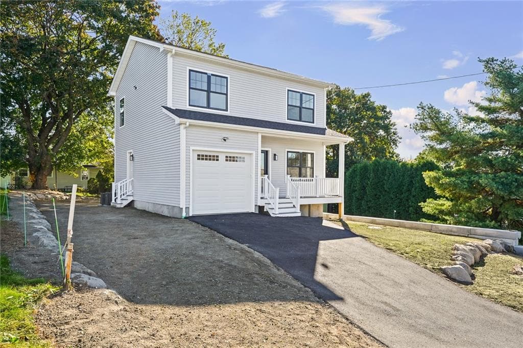 Single Family Residence at 24 Brentwood Drive, Johnston, photo 40 of 44