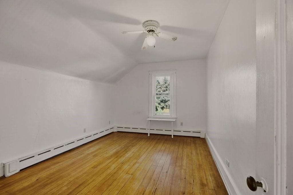 Single Family Residence at 28 Merton Road, Newport, photo 33 of 50