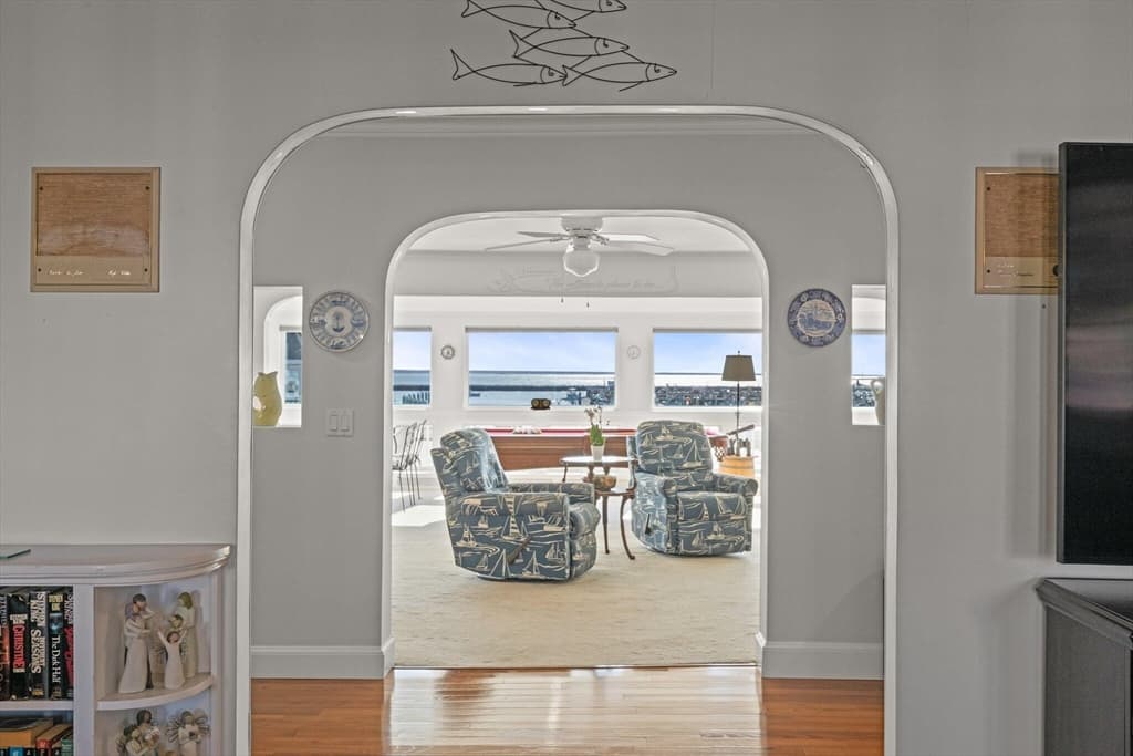 Commercial Sale at 337 Commercial Street, Provincetown MA 02657, Provincetown, photo 12 of 42
