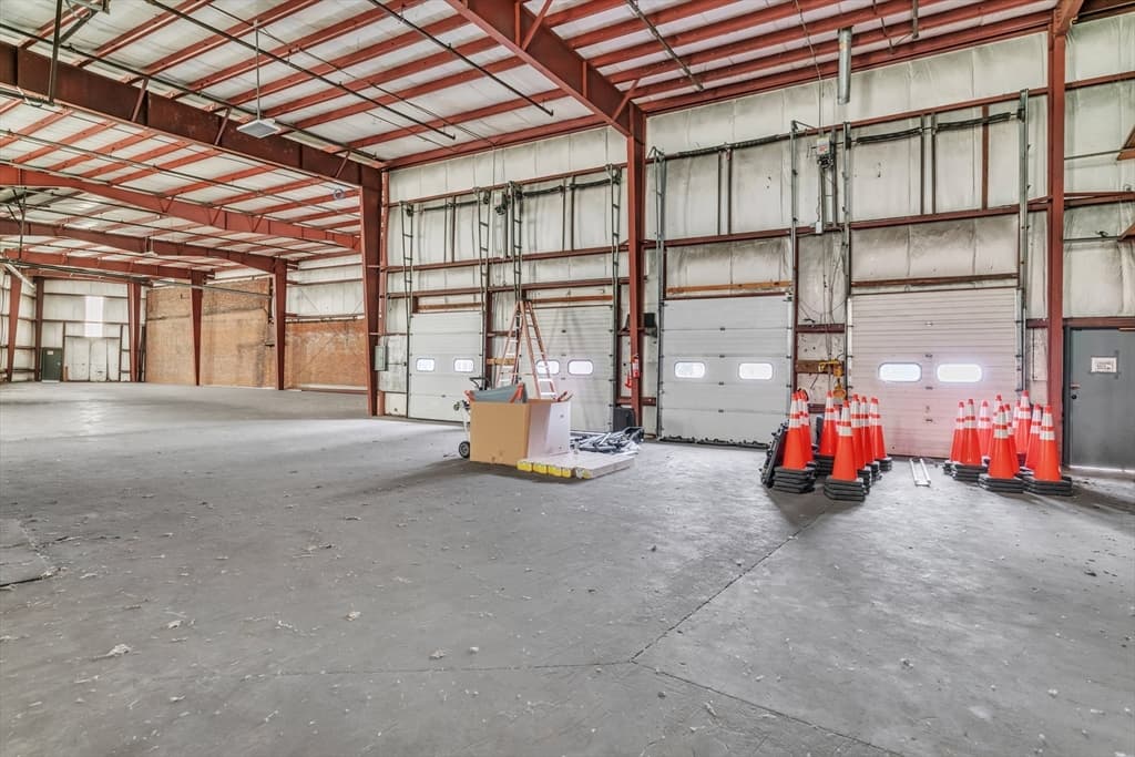 Commercial Sale at 12 Crescent St, Holyoke MA 01040, Holyoke, photo 6 of 12