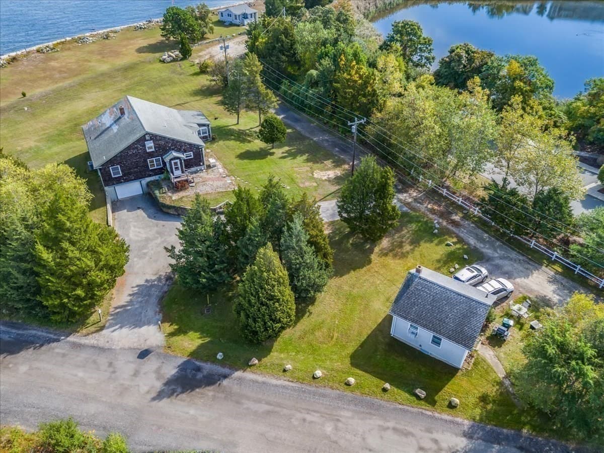 Single Family Residence at 70 Hedge Rd, Plymouth MA 02360, Plymouth, photo 5 of 41