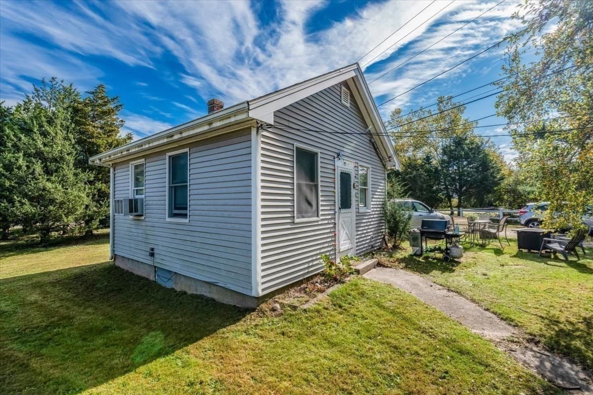 Single Family Residence at 70 Hedge Rd, Plymouth MA 02360, Plymouth, photo 34 of 41