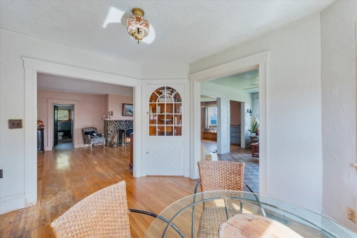 Single Family Residence at 70 Hedge Rd, Plymouth MA 02360, Plymouth, photo 18 of 41