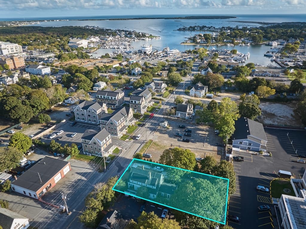 35 Pleasant, Barnstable MA 02601