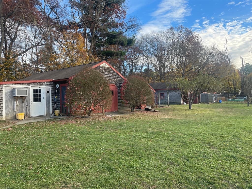 Single Family Residence at 1789 Broadway, Raynham MA 02767, photo 10 of 24