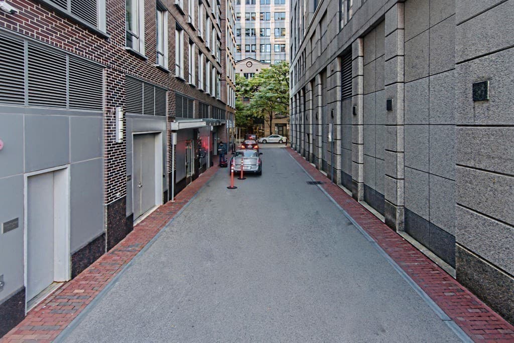 80 Broad St Parking, Boston MA 02110 photo 2