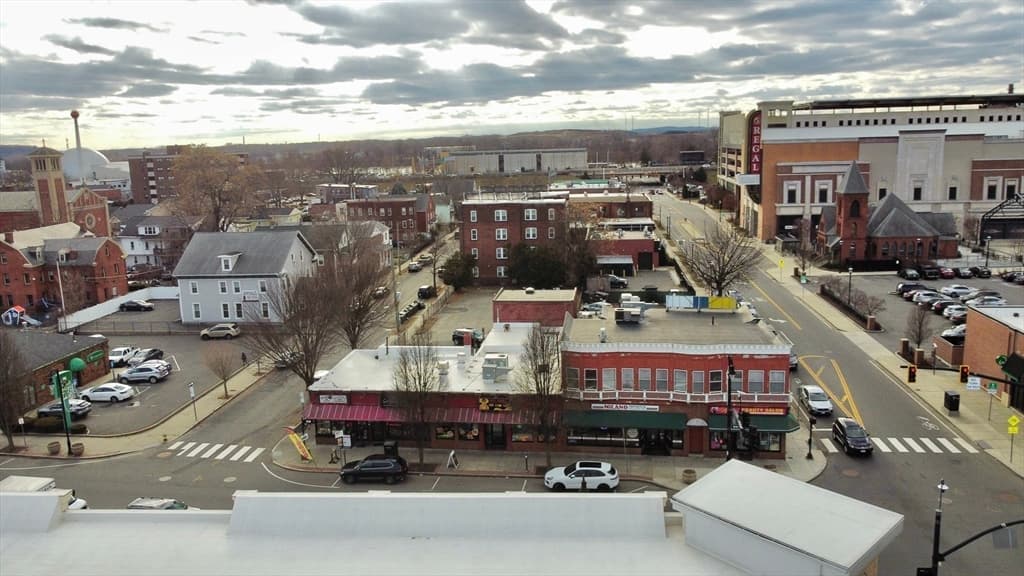 982 Main St, Springfield MA 01103 photo 4