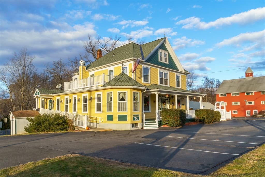181 W State Street, Granby MA 01033