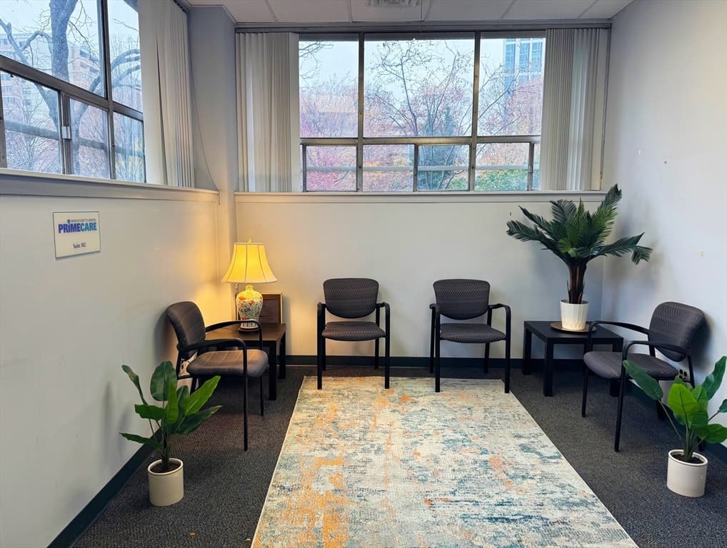 2 Hawthorne # 102n, Boston MA 02114