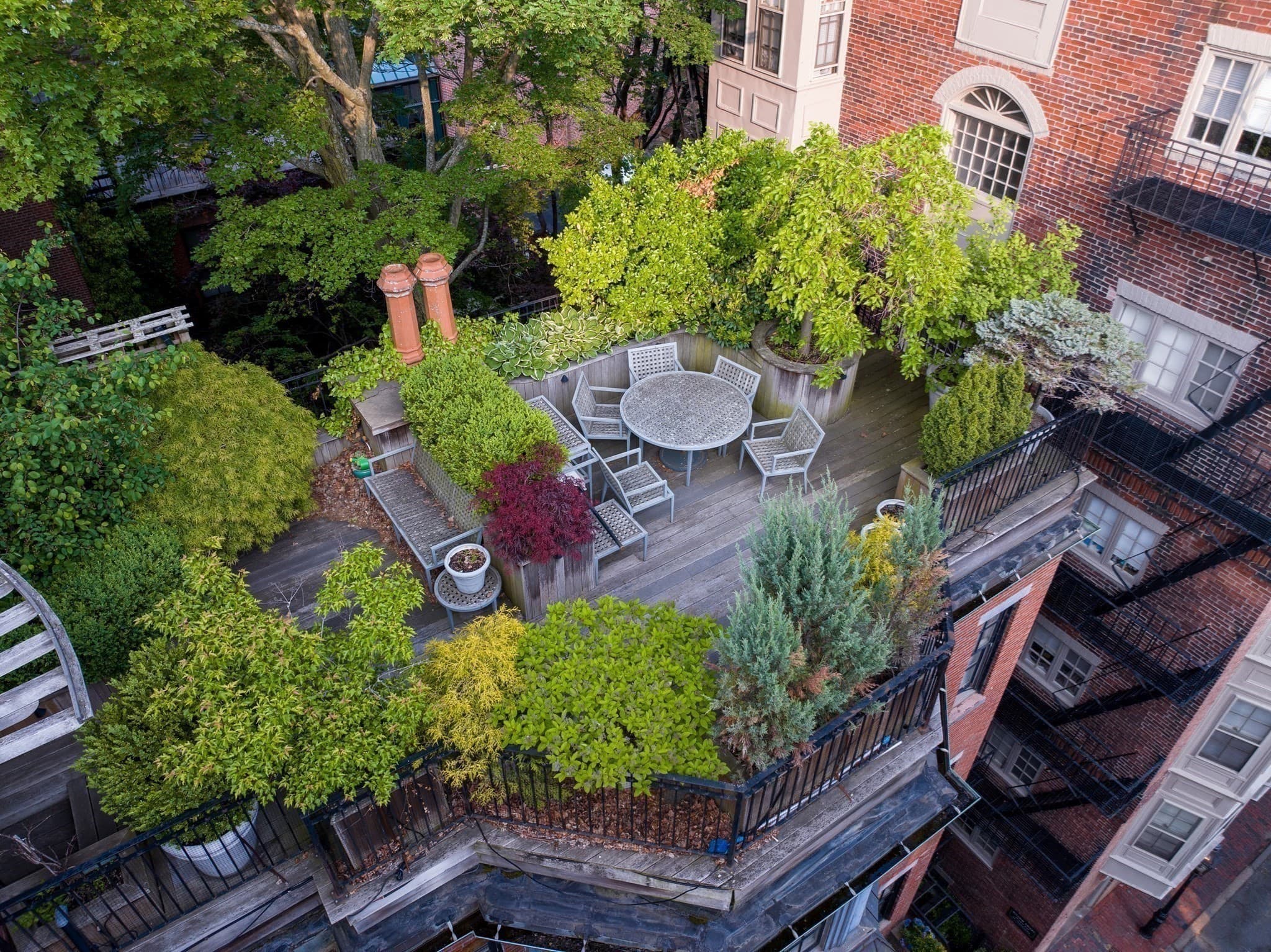 Single Family Residence at 86 Mount Vernon Street, Boston MA 02108, photo 16 of 26