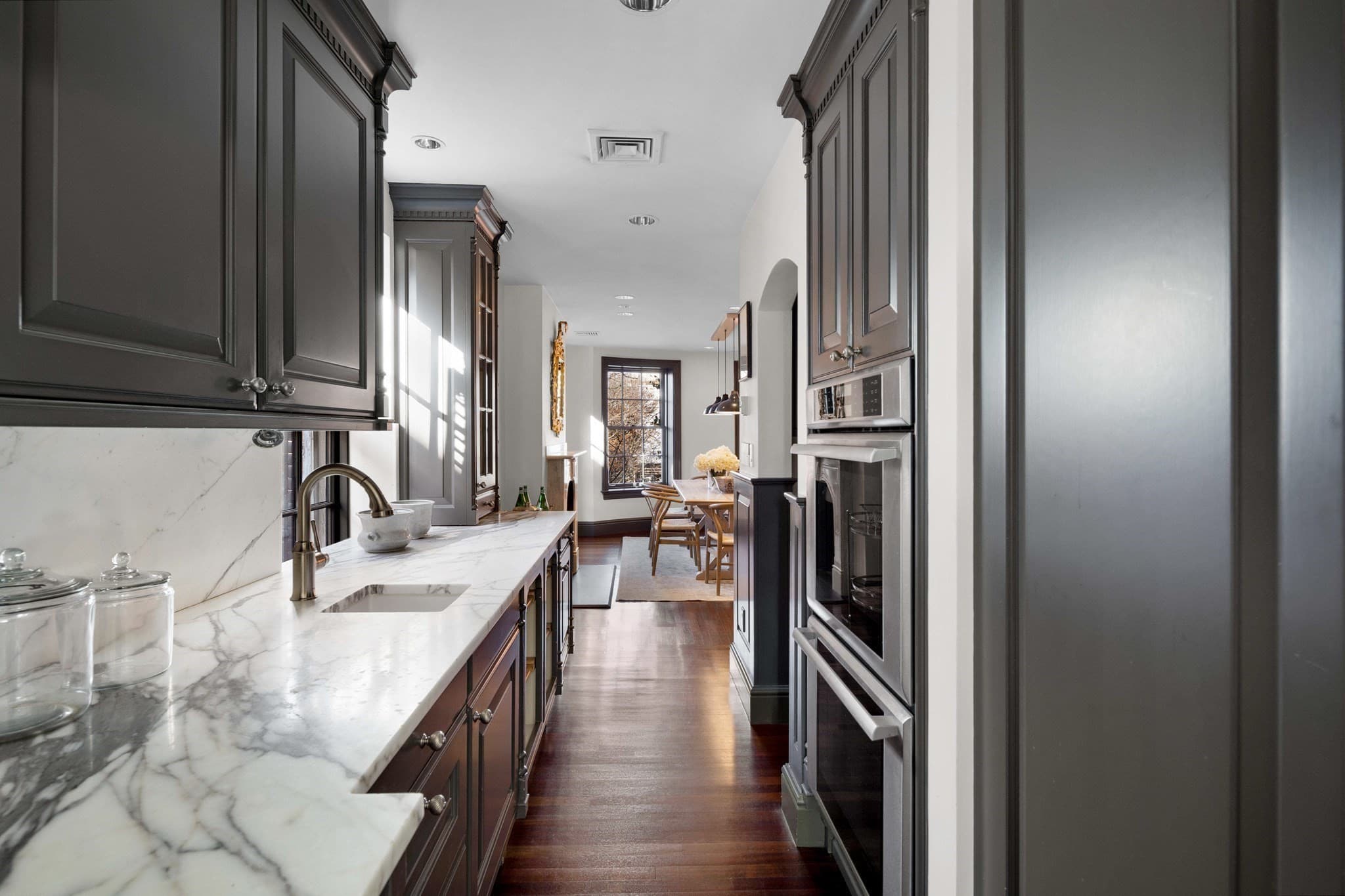 Single Family Residence at 86 Mount Vernon Street, Boston MA 02108, photo 10 of 26