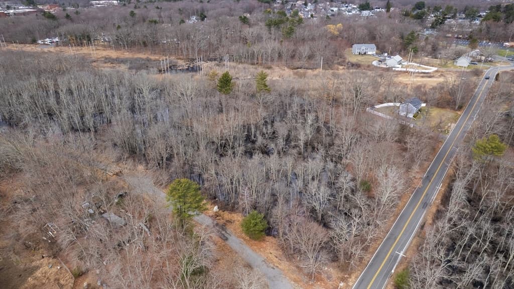 Residential at 26 Alger Street, Brockton MA 02302, Brockton, photo 9 of 14