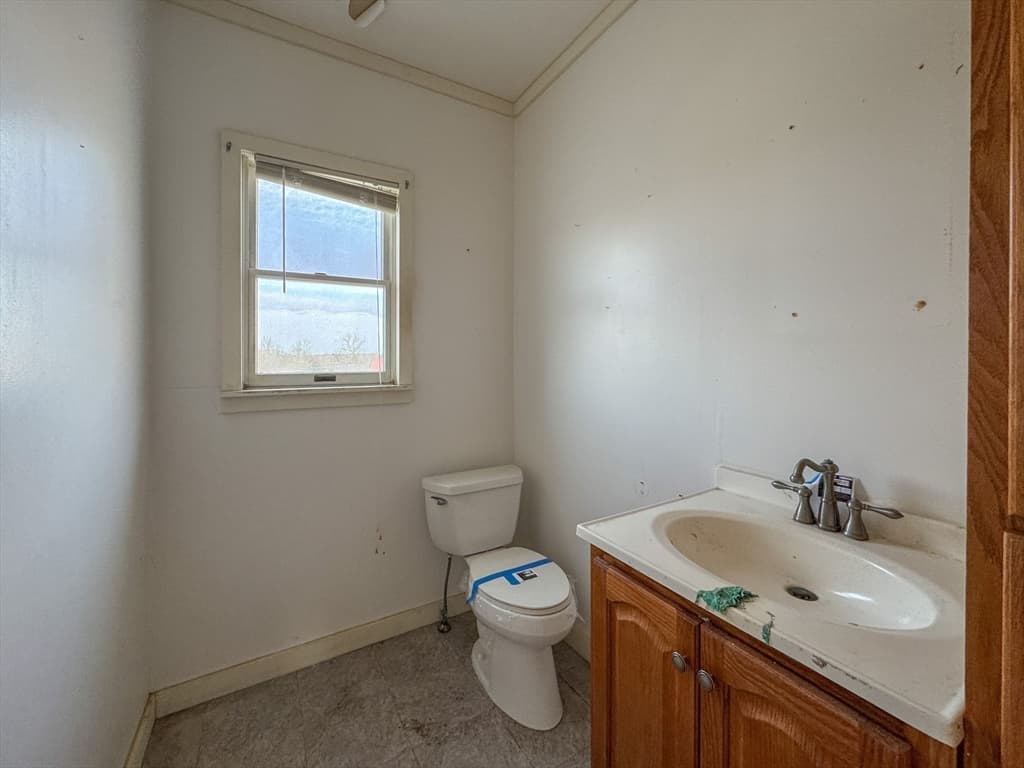 Single Family Residence at 34 Smithfield Rd, Woonsocket RI 02895, Woonsocket, photo 23 of 35