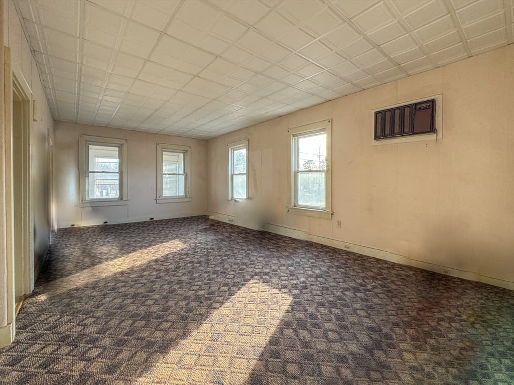 Single Family Residence at 34 Smithfield Rd, Woonsocket RI 02895, Woonsocket, photo 27 of 35