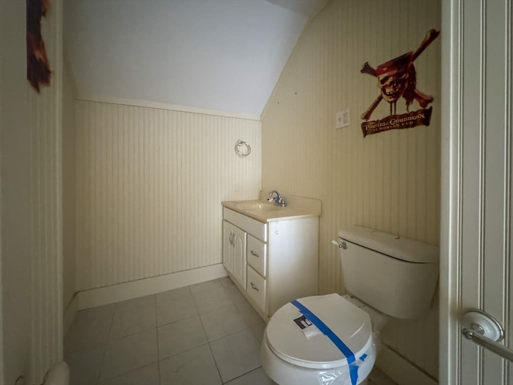 Single Family Residence at 34 Smithfield Rd, Woonsocket RI 02895, Woonsocket, photo 15 of 35