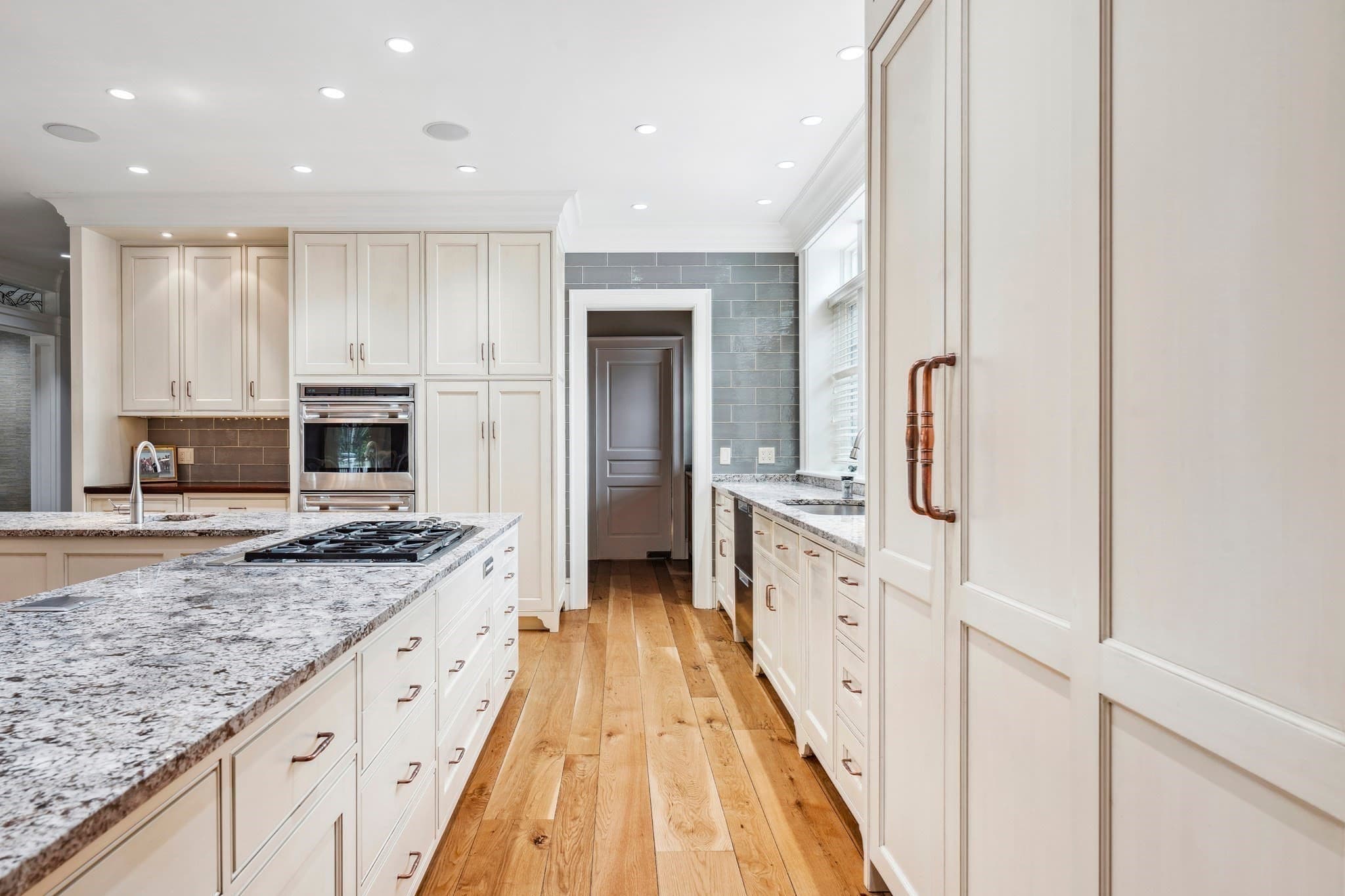 Single Family Residence at 19 High Ridge Dr, Mattapoisett MA 02739, photo 8 of 32