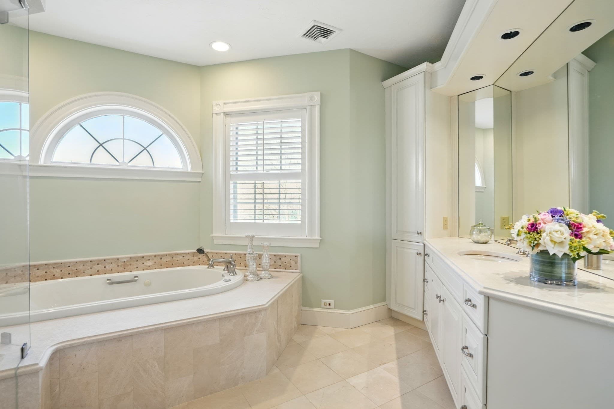 Single Family Residence at 236 Powder Point Ave, Duxbury MA 02332, photo 27 of 42