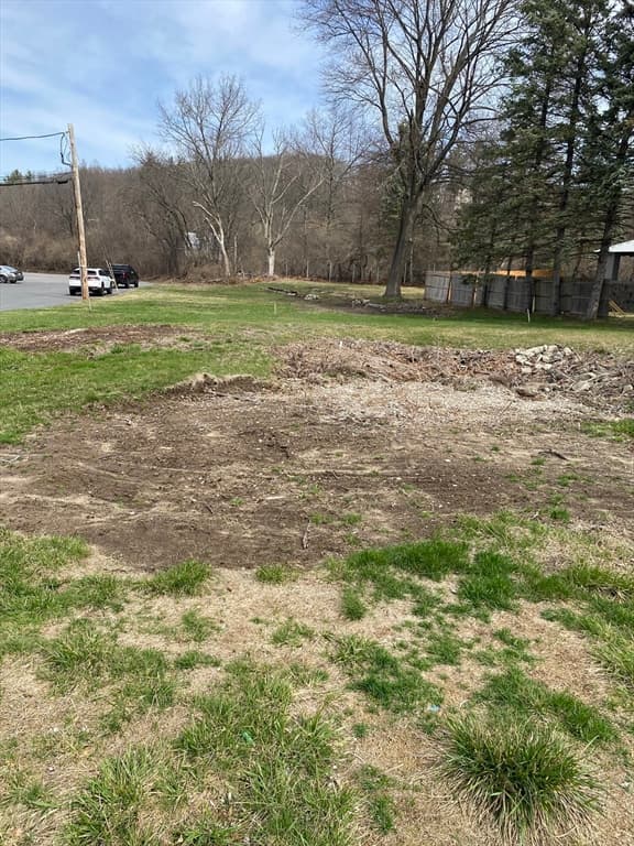 128 Pleasant Valley, Methuen MA 01844