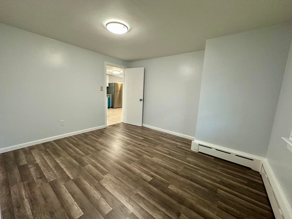 137 Carroll St, Springfield MA 01108 photo 12