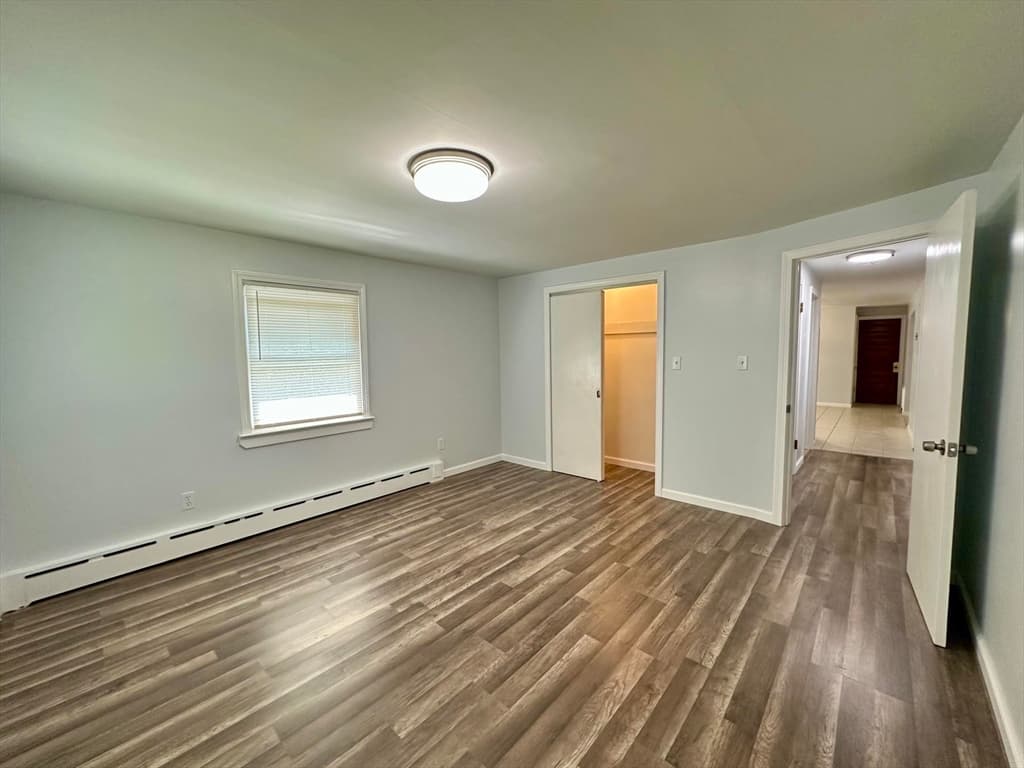 137 Carroll St, Springfield MA 01108 photo 8