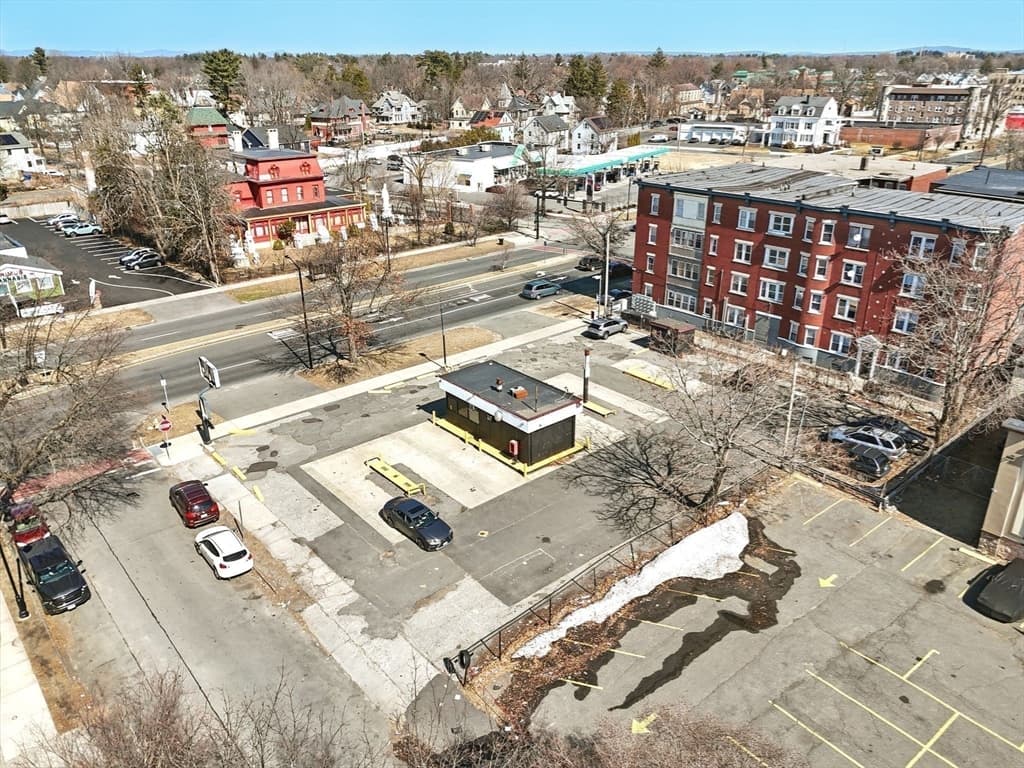 671 State St, Springfield MA 01109 photo 8