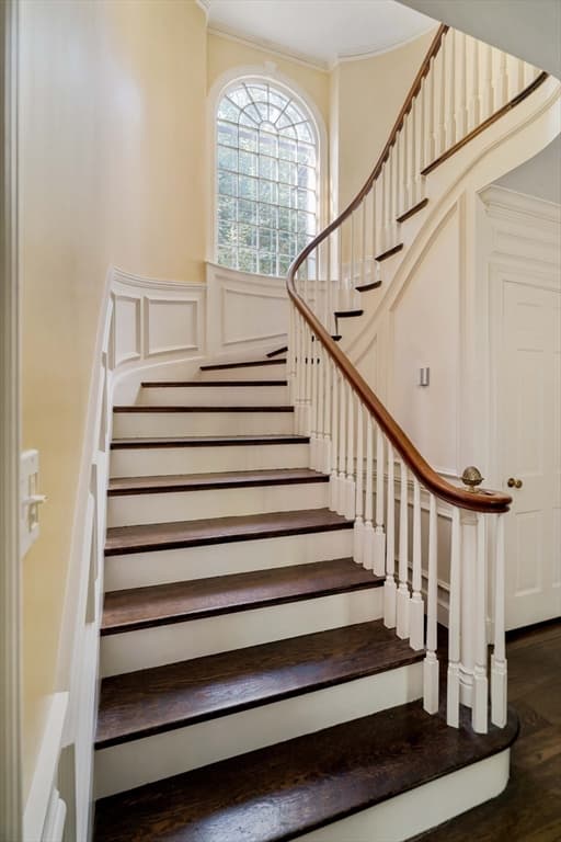 200 Cliff Rd, Wellesley MA 02481 photo 4
