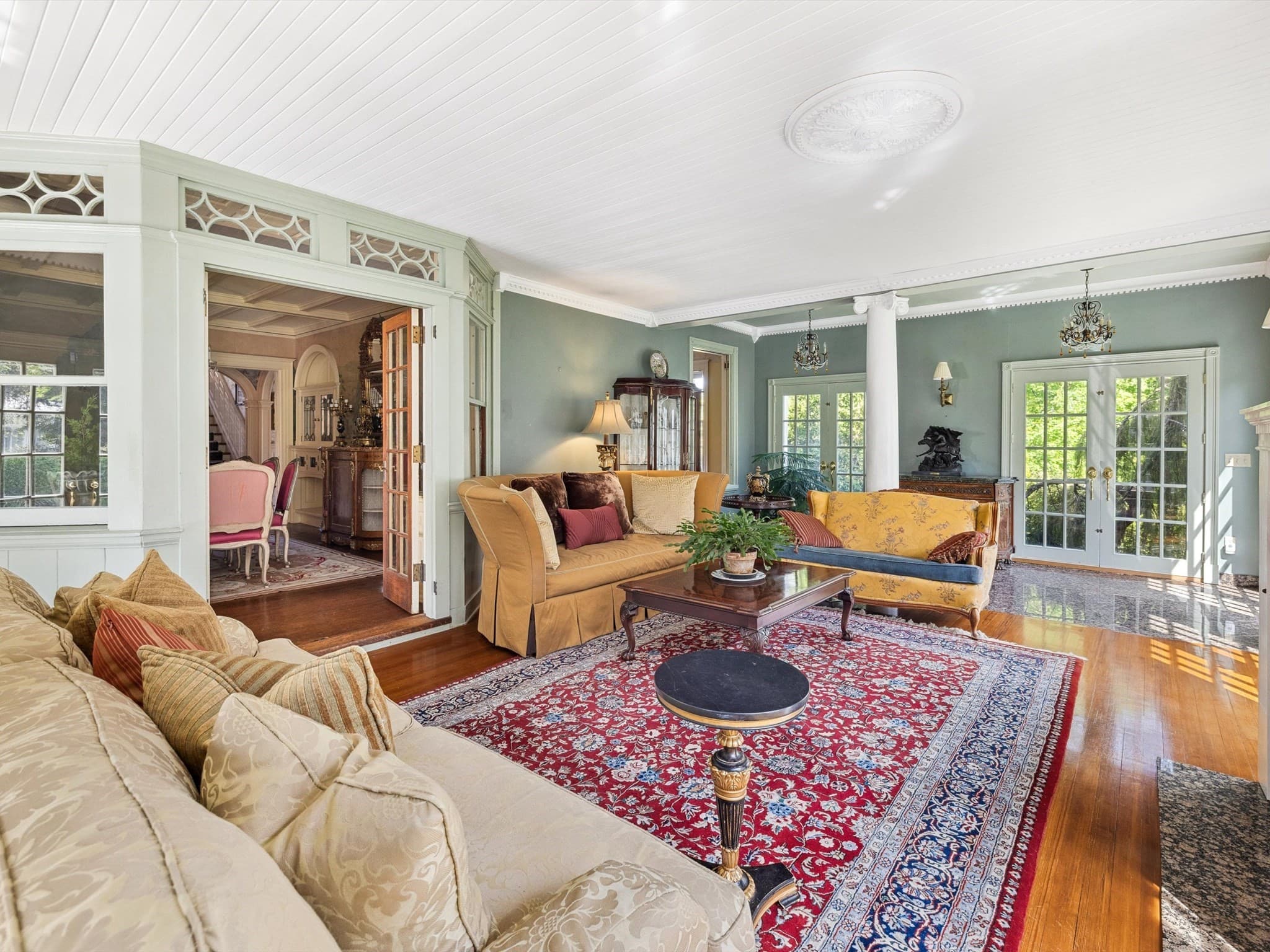 Single Family Residence at 31 Lenox St, Worcester MA 01602, Worcester, photo 12 of 42