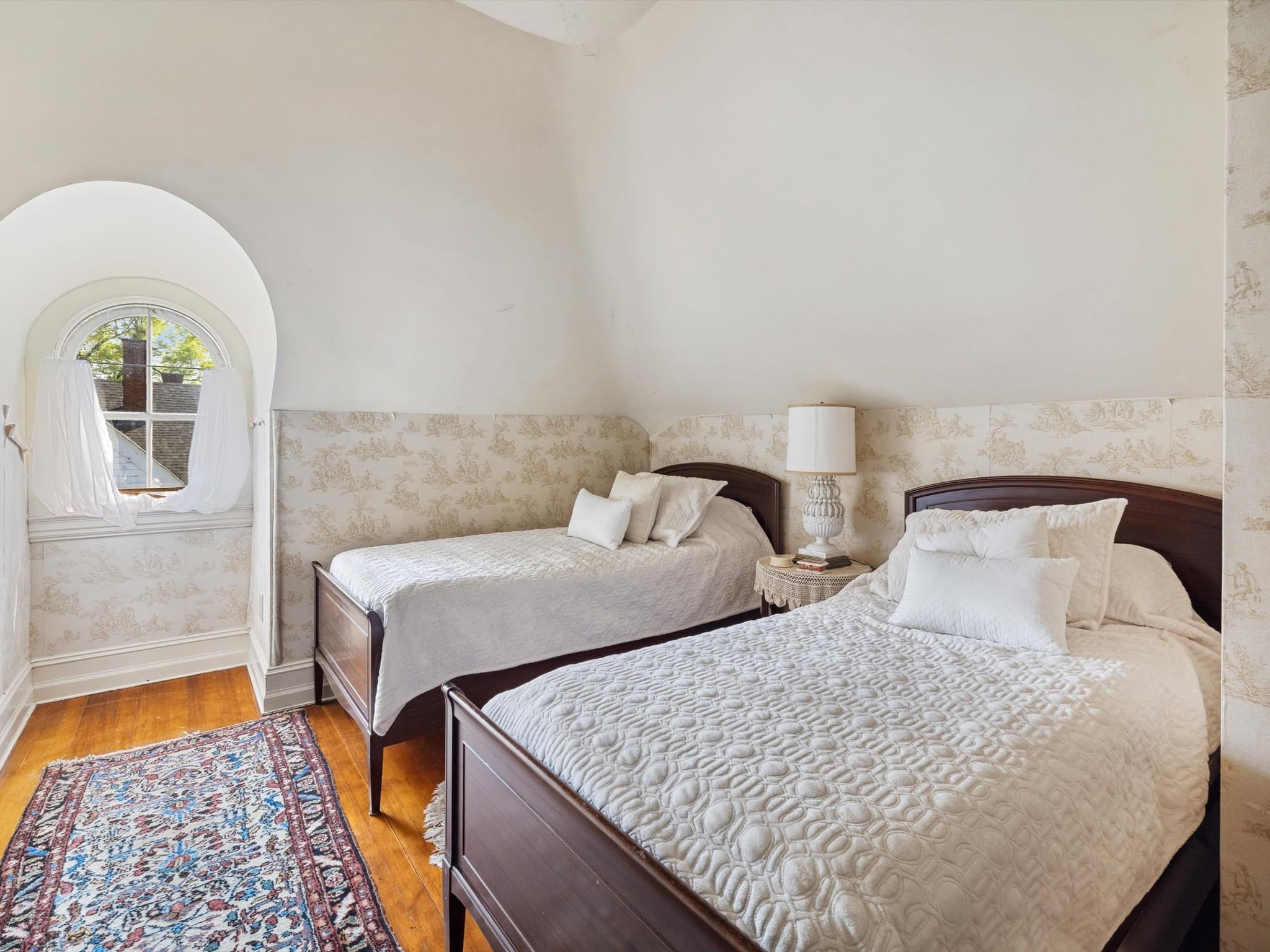 Single Family Residence at 31 Lenox St, Worcester MA 01602, Worcester, photo 31 of 42