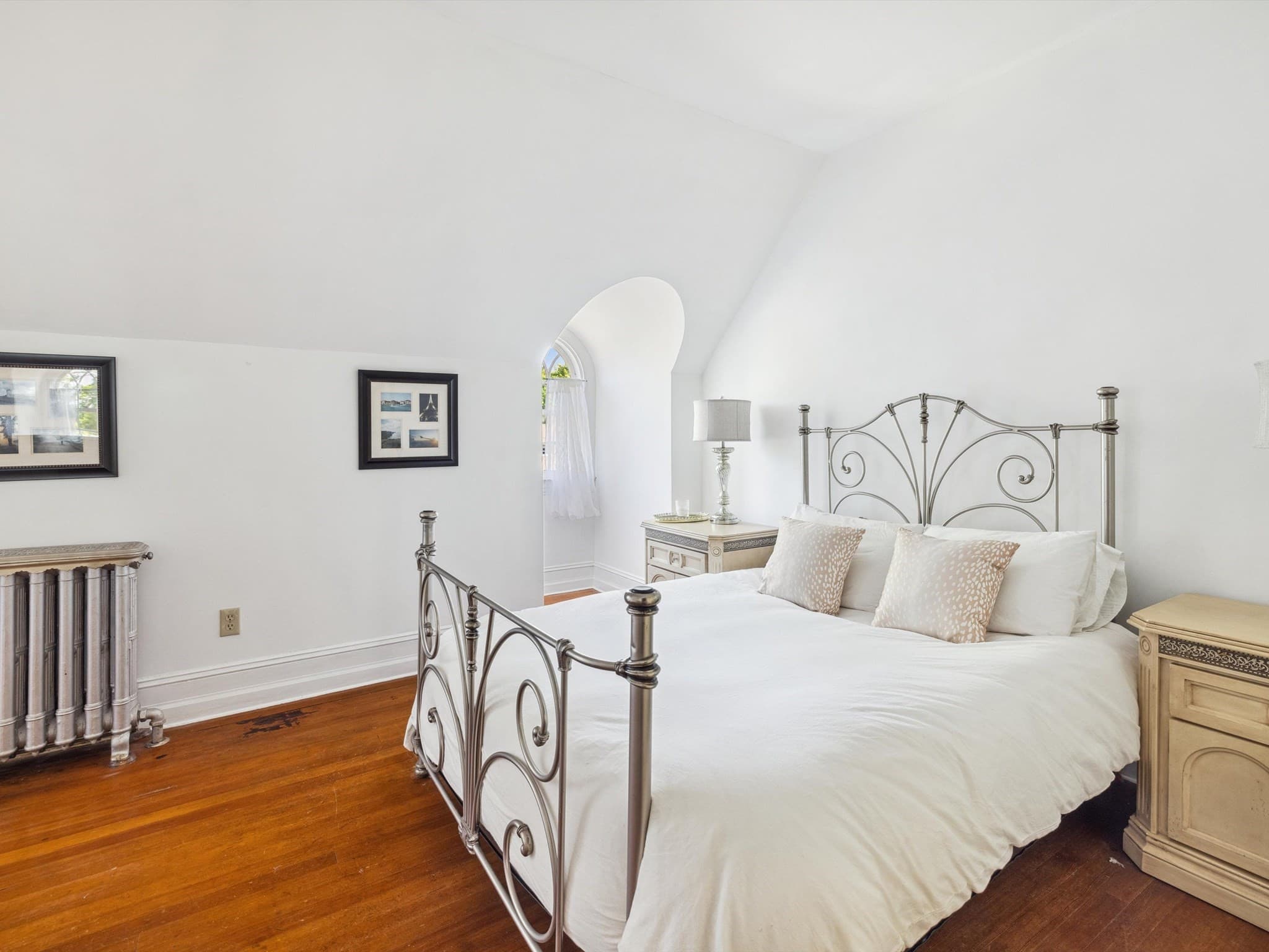Single Family Residence at 31 Lenox St, Worcester MA 01602, Worcester, photo 29 of 42